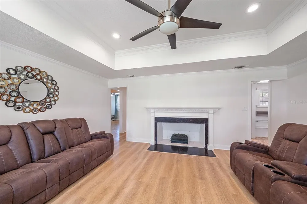 710 26TH STREET W Bradenton, FL 34205