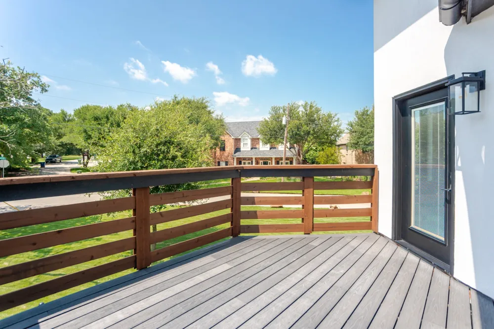 2856 Peninsula Drive Grapevine, TX 76051