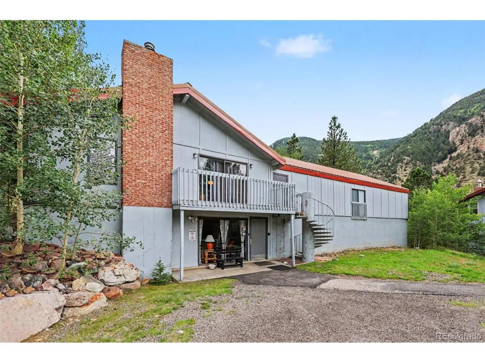 1901 Clear Creek Drive #B302 Georgetown, CO 80444