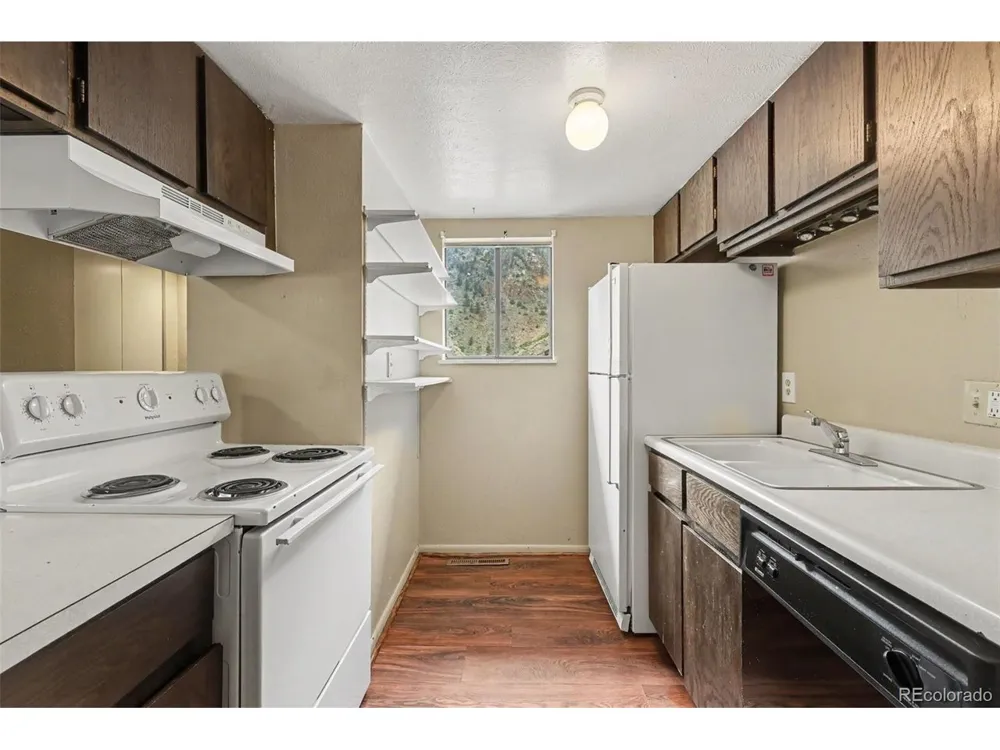 1901 Clear Creek Drive #B302 Georgetown, CO 80444