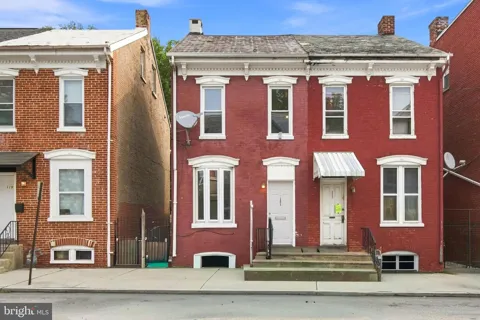 121 S WEST STREET