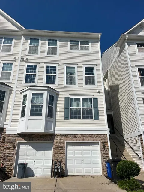 120 MOHEGAN DRIVE #E