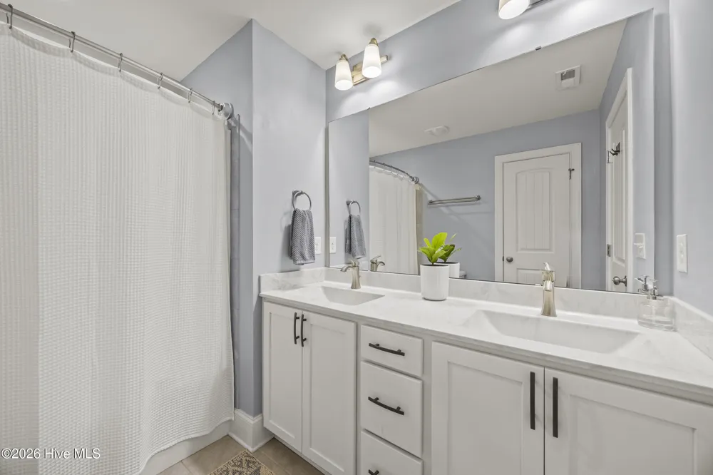 50 Sailor Sky Way Hampstead, NC 28443