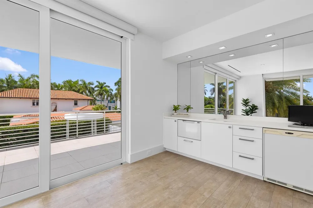 500 Isle Of Capri Drive Fort Lauderdale, FL 33301