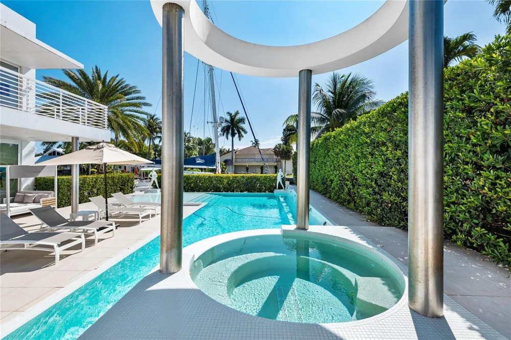 500 Isle Of Capri Drive Fort Lauderdale, FL 33301