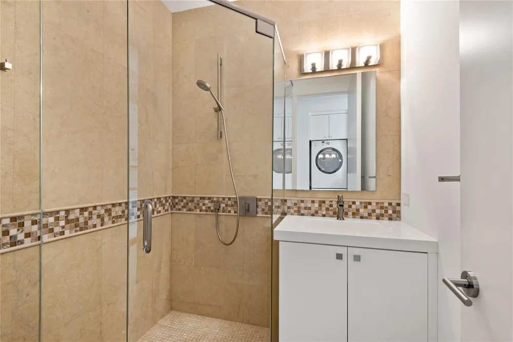 500 Isle Of Capri Drive Fort Lauderdale, FL 33301