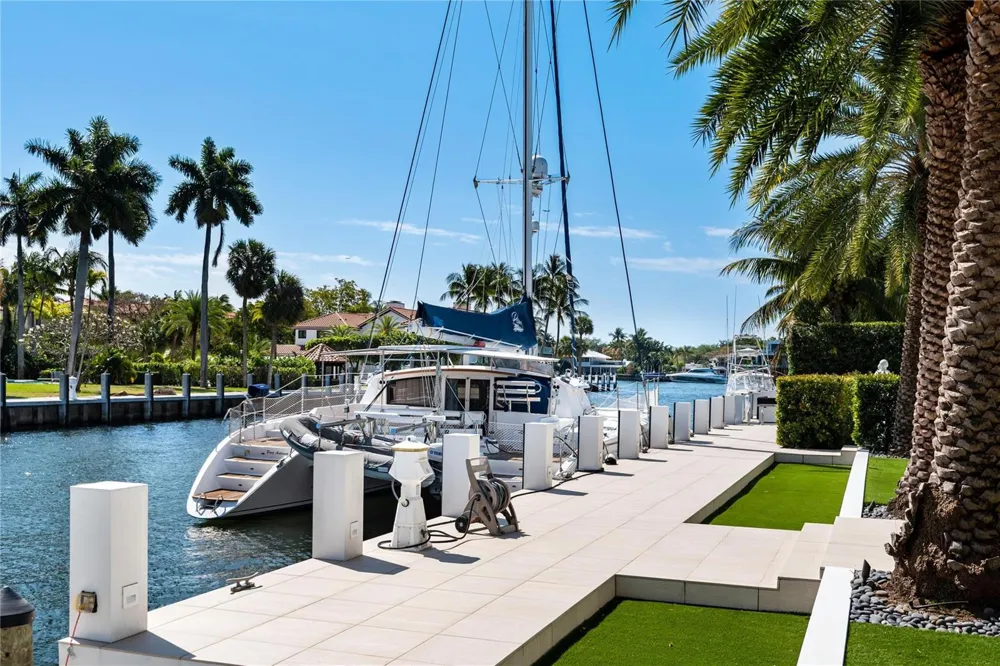 500 Isle Of Capri Drive Fort Lauderdale, FL 33301