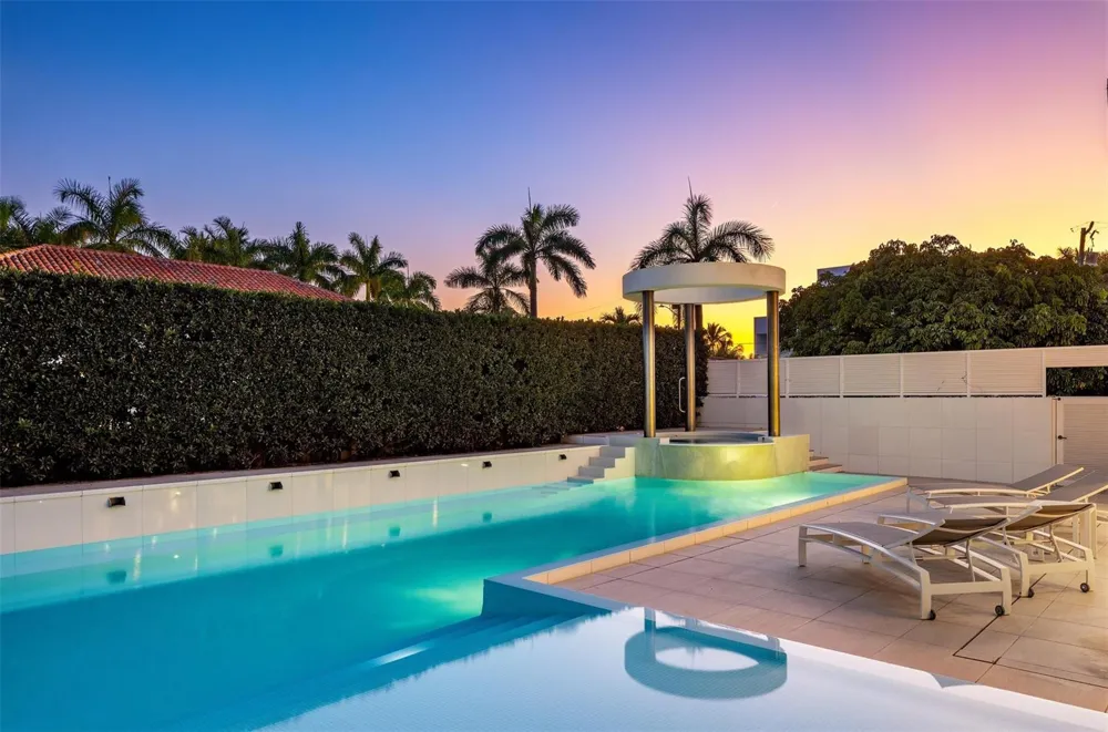 500 Isle Of Capri Drive Fort Lauderdale, FL 33301