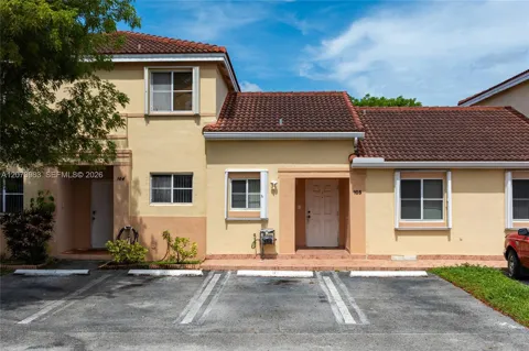 330 NW 114th Ave #7-105