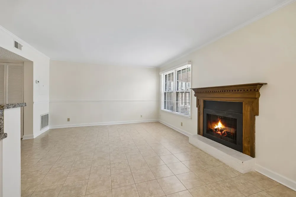 1129 W Main St #8 Franklin, TN 37064