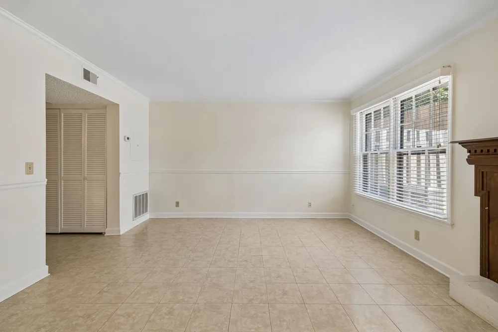 1129 W Main St #8 Franklin, TN 37064