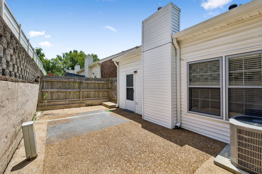 1129 W Main St #8 Franklin, TN 37064