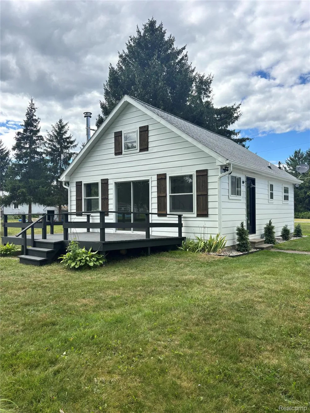 3091 W Huckleberry Trail Surrey Township, MI 48622