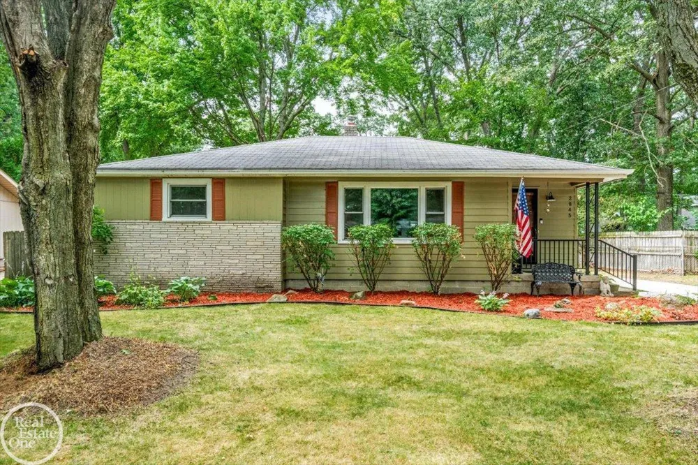 2845 Monticello Drive Port Huron City, MI 48060
