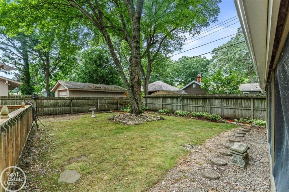 2845 Monticello Drive Port Huron City, MI 48060