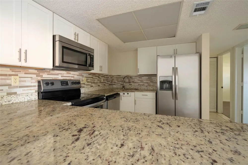 1649 SUNNY BROOK LANE NE #B105 Palm Bay, FL 32905