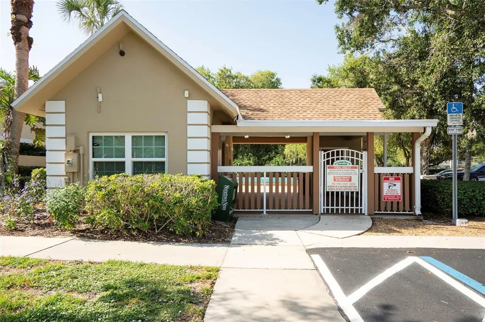 1649 SUNNY BROOK LANE NE #B105 Palm Bay, FL 32905