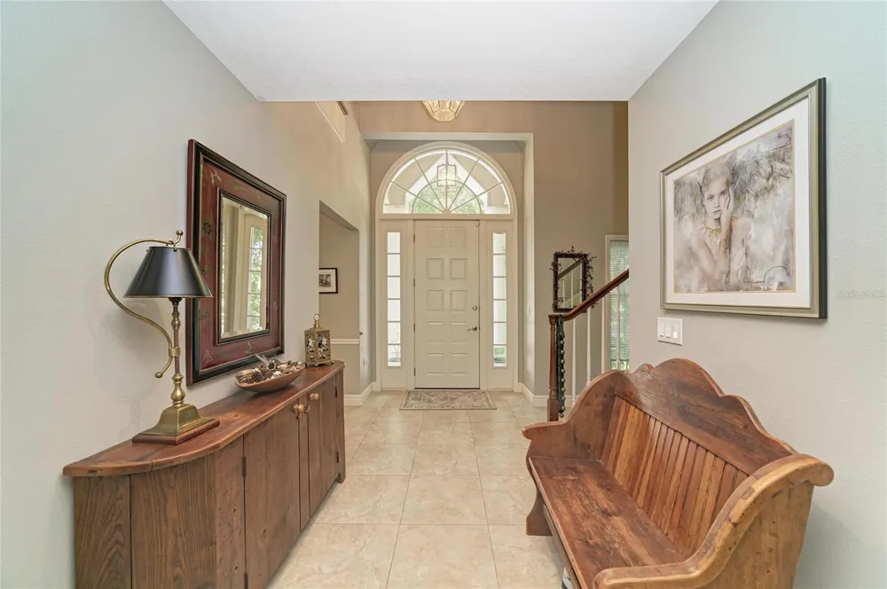 3706 AVENIDA MADERA Bradenton, FL 34210