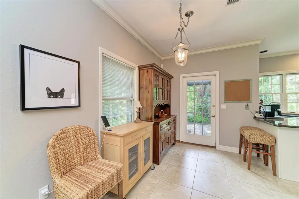 3706 AVENIDA MADERA Bradenton, FL 34210