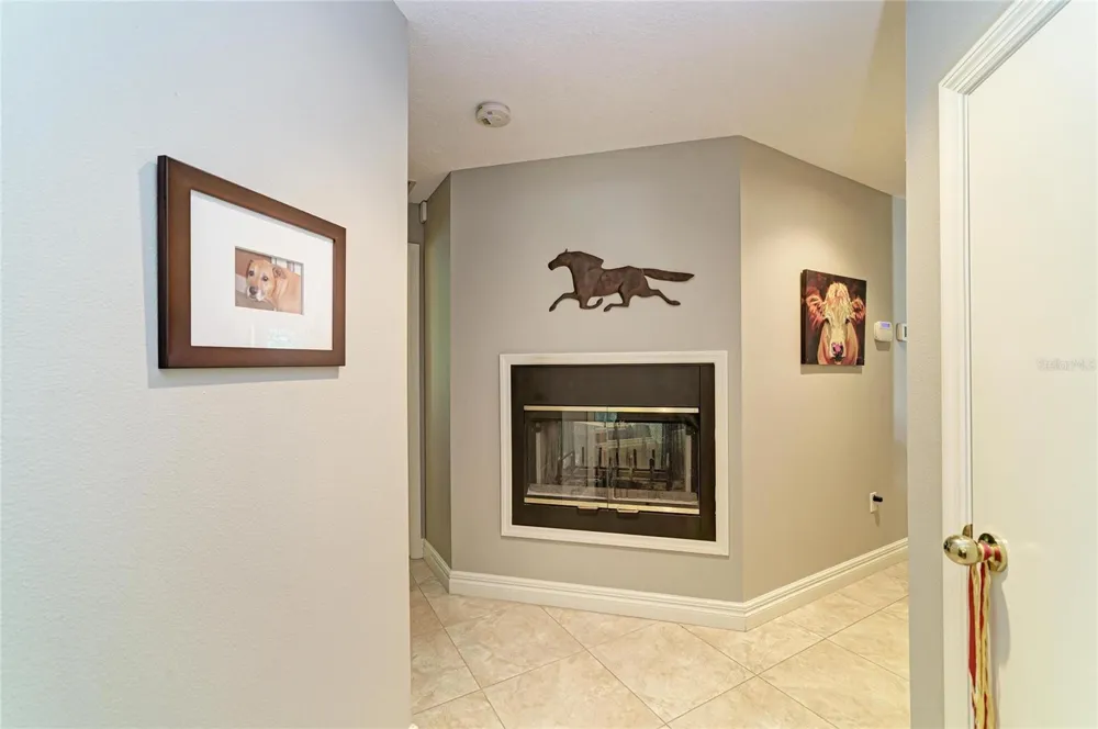 3706 AVENIDA MADERA Bradenton, FL 34210