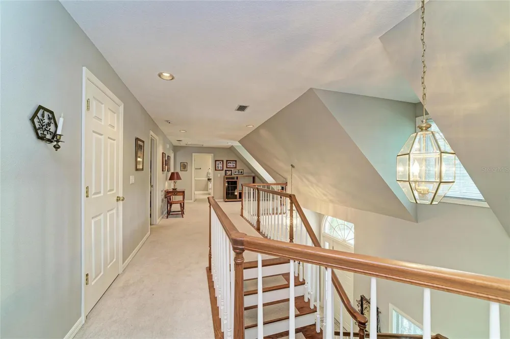3706 AVENIDA MADERA Bradenton, FL 34210