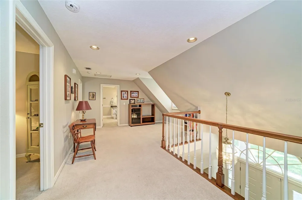 3706 AVENIDA MADERA Bradenton, FL 34210