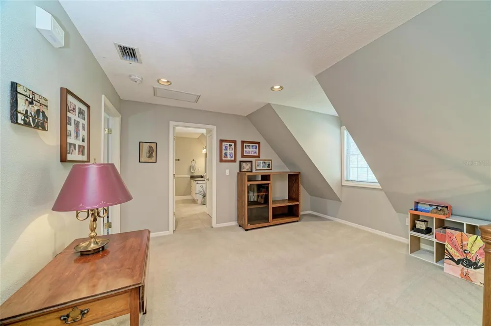 3706 AVENIDA MADERA Bradenton, FL 34210