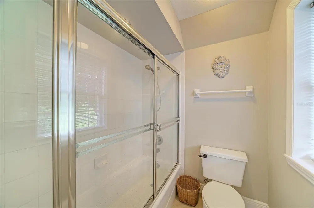 3706 AVENIDA MADERA Bradenton, FL 34210