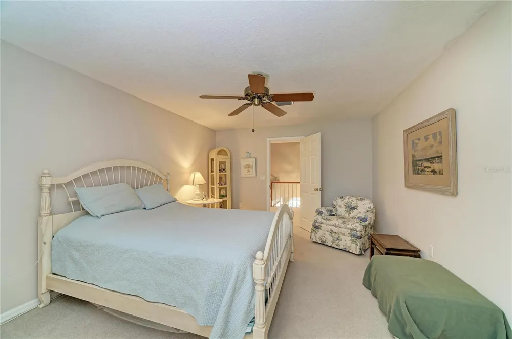 3706 AVENIDA MADERA Bradenton, FL 34210