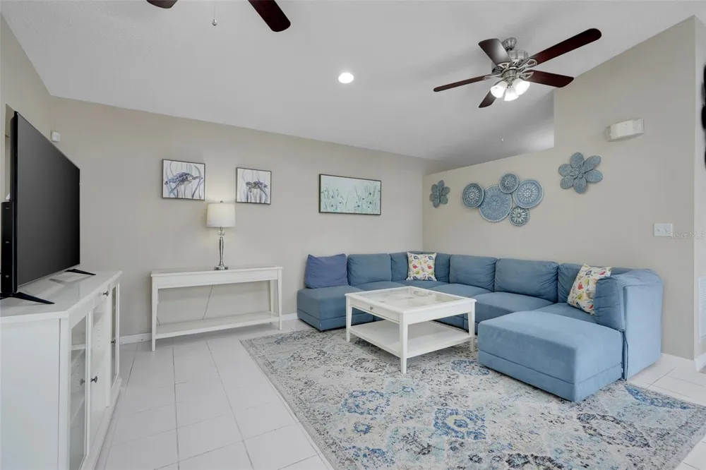 8807 CRAYSON COURT Kissimmee, FL 34747