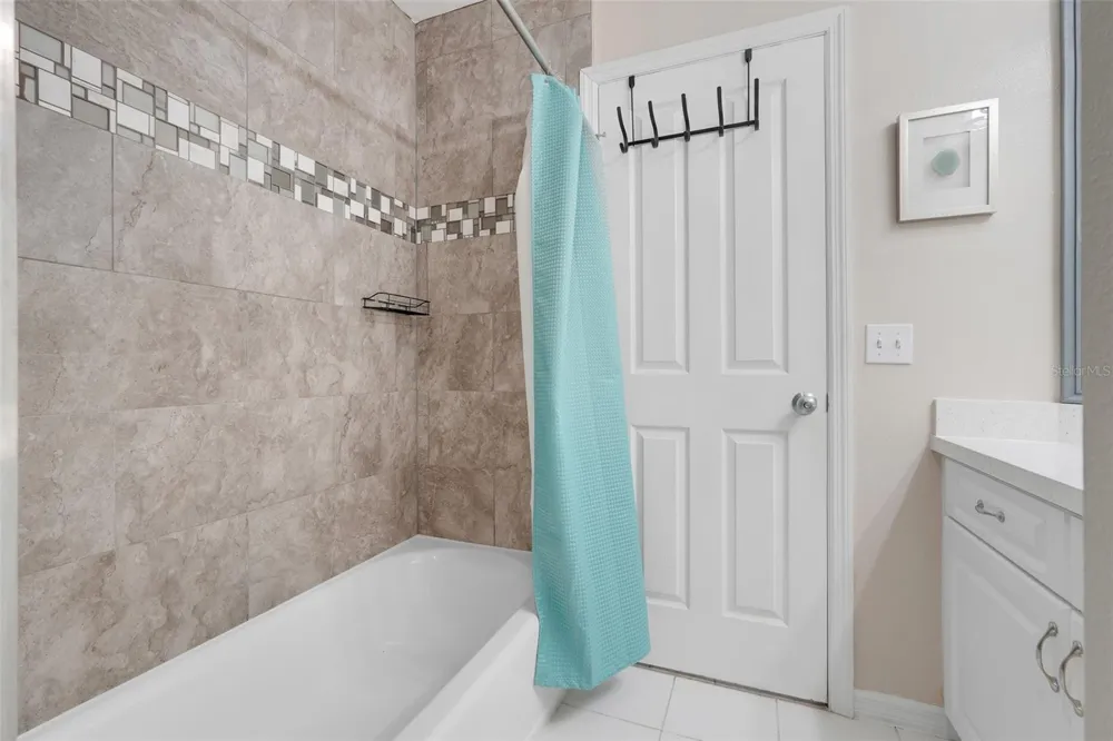 8807 CRAYSON COURT Kissimmee, FL 34747