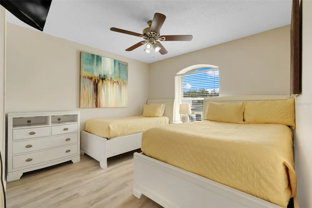 8807 CRAYSON COURT Kissimmee, FL 34747