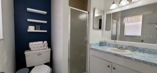 8218 43RD AVENUE W Bradenton, FL 34209