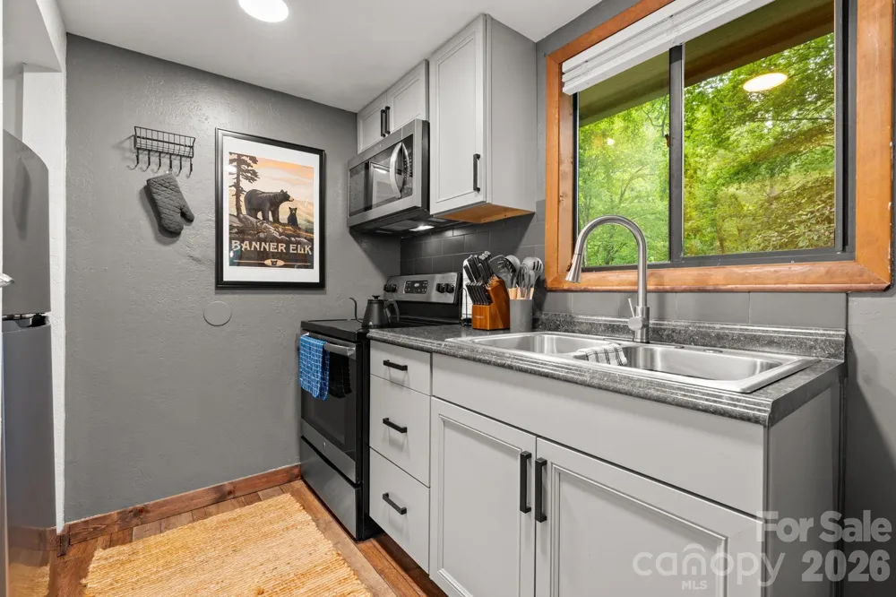 30 Creekside Drive #A Banner Elk, NC 28604