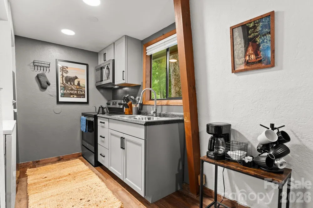 30 Creekside Drive #A Banner Elk, NC 28604