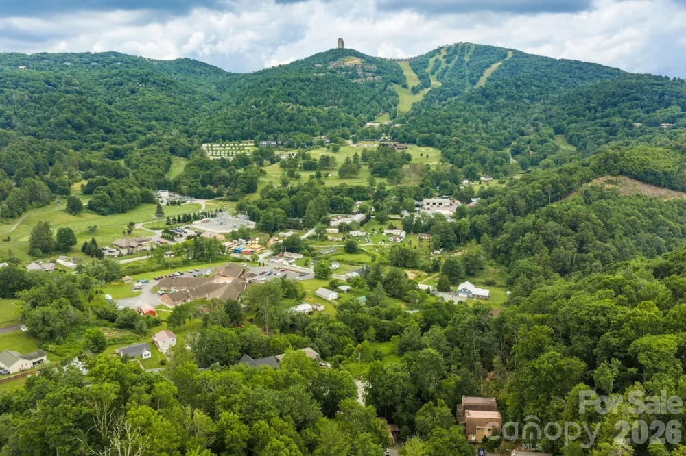 30 Creekside Drive #A Banner Elk, NC 28604