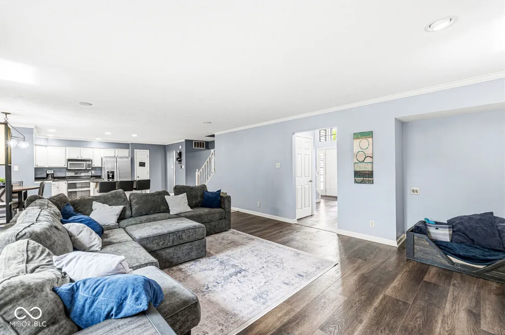 8451 Ardennes Drive Fishers, IN 46038