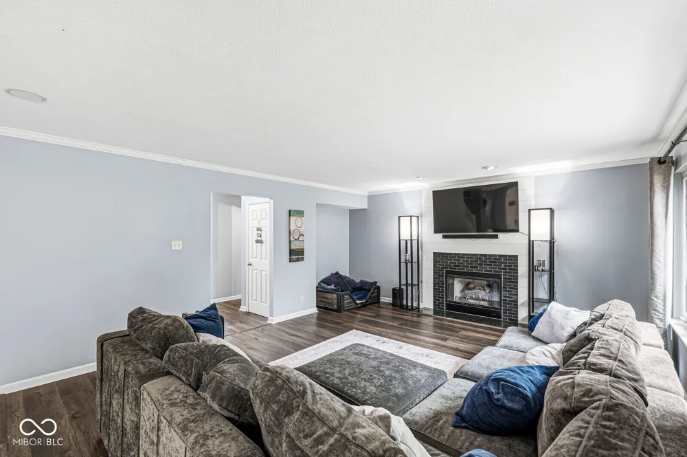 8451 Ardennes Drive Fishers, IN 46038