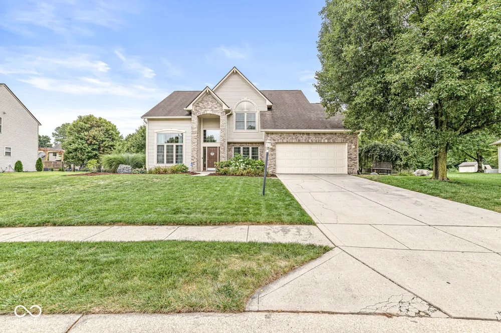 8451 Ardennes Drive Fishers, IN 46038