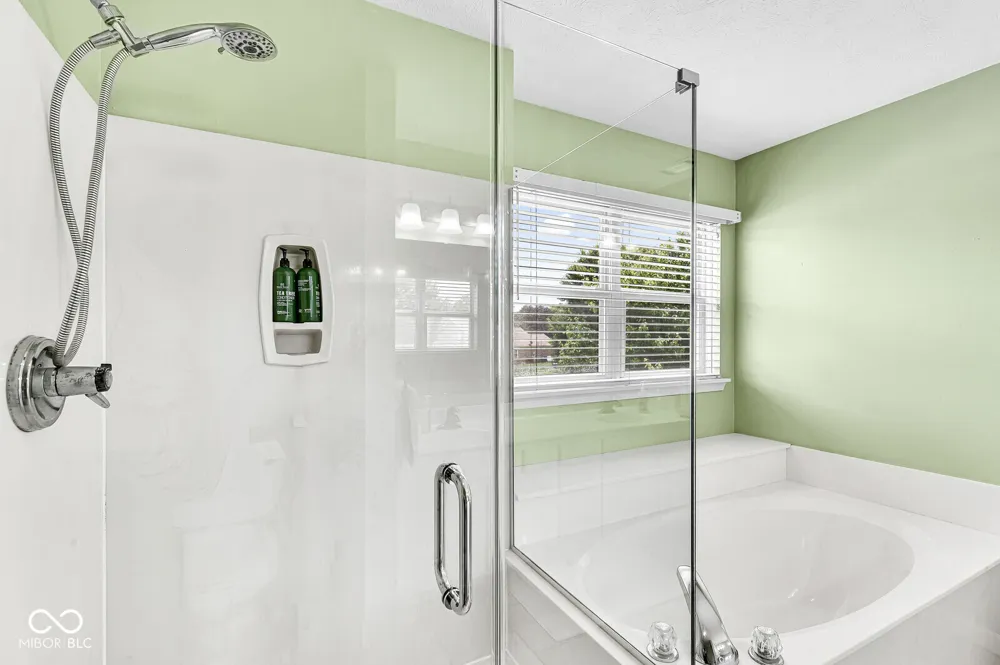 8451 Ardennes Drive Fishers, IN 46038