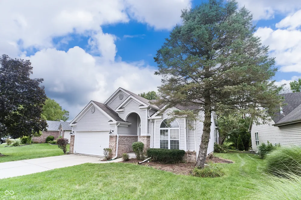 641 Beaverbrook Drive Carmel, IN 46032