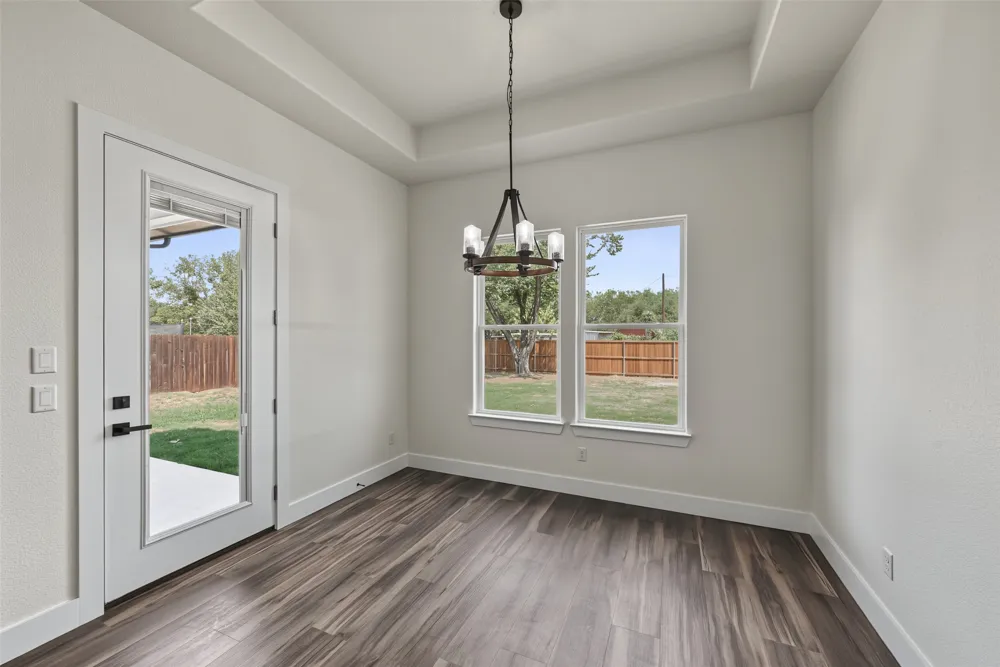 305 Hobbs Avenue Boyd, TX 76023