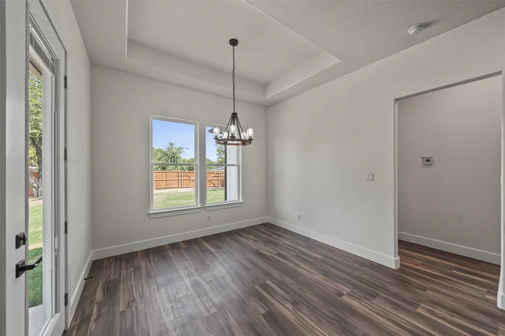 305 Hobbs Avenue Boyd, TX 76023