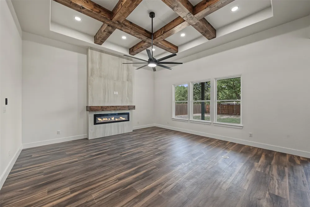 305 Hobbs Avenue Boyd, TX 76023