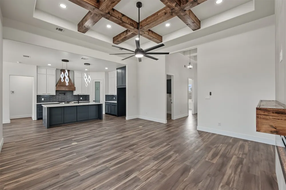305 Hobbs Avenue Boyd, TX 76023