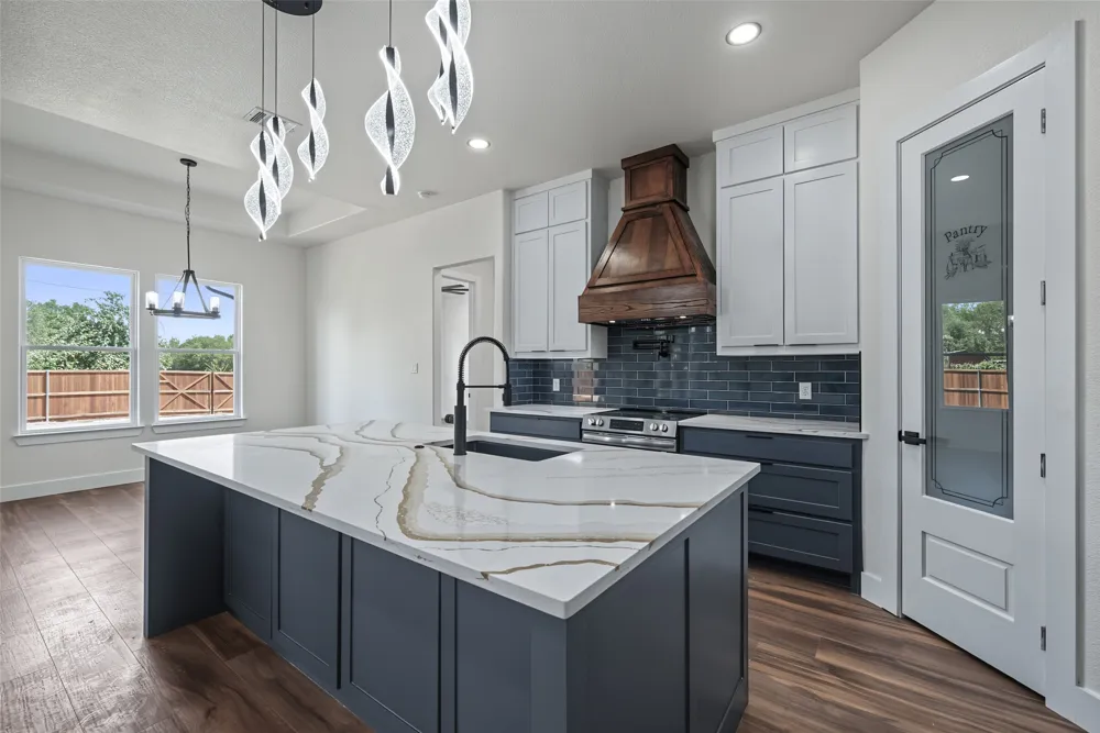 305 Hobbs Avenue Boyd, TX 76023
