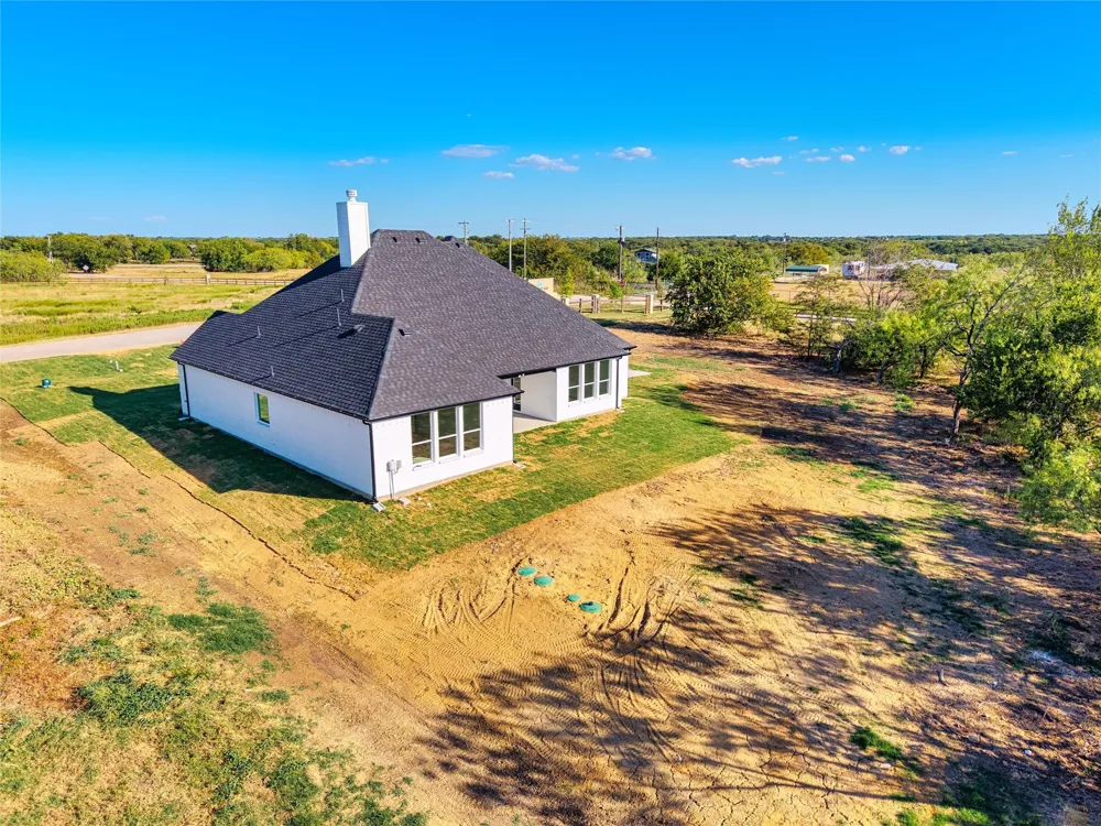 101 Barefoot Bay Boulevard Corsicana, TX 75109
