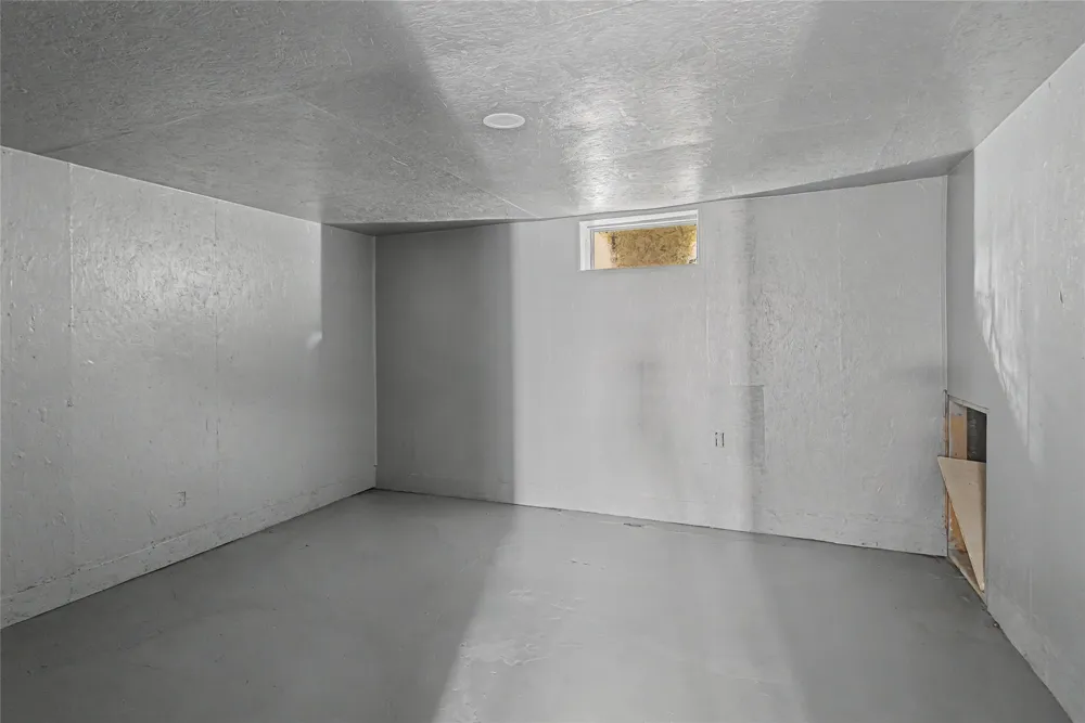1411 W Gandy Street Denison, TX 75020