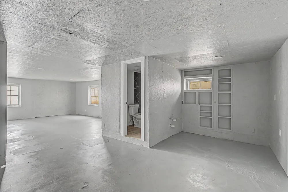 1411 W Gandy Street Denison, TX 75020