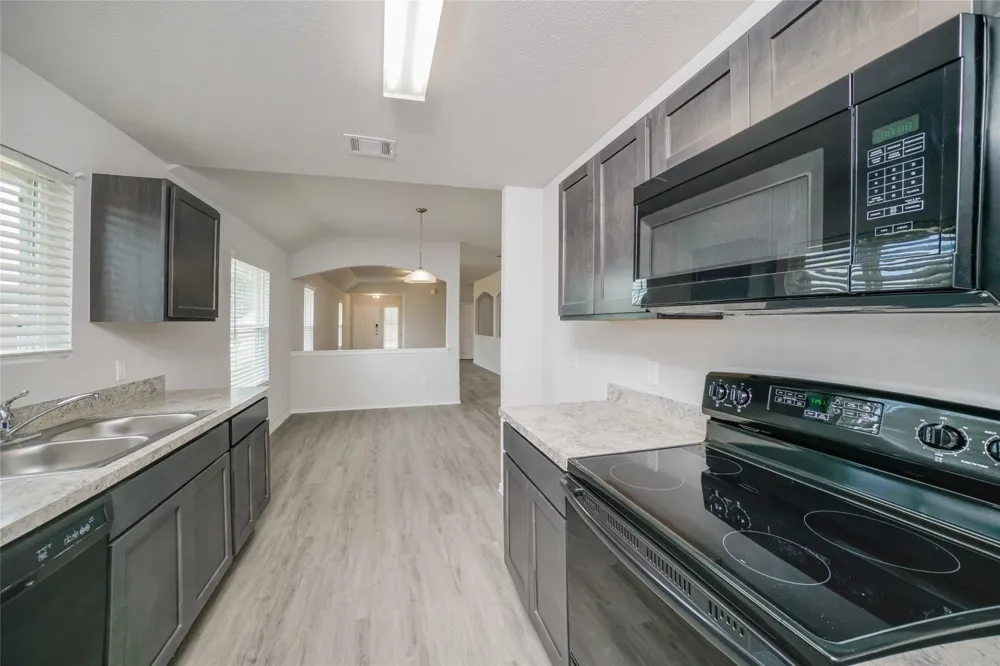 218 Mouflon Drive Huntsville, TX 77320